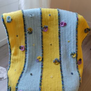 couverture de laine jaune et bleue "Bérékia"